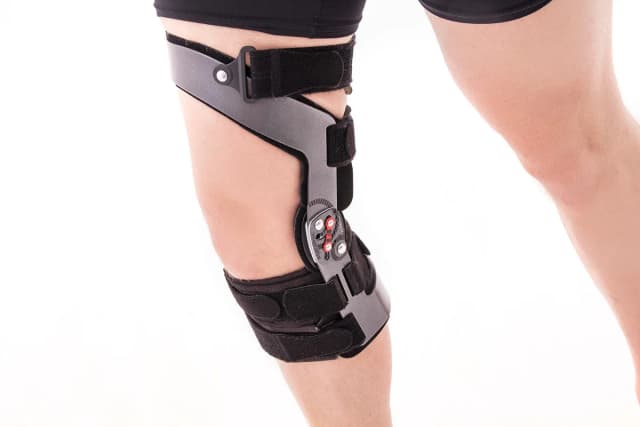 Orteza na narty: Jak wybrać najlepszy stabilizator dla kolan? Orteza na narty: Jak wybrać najlepszy stabilizator dla kolan?