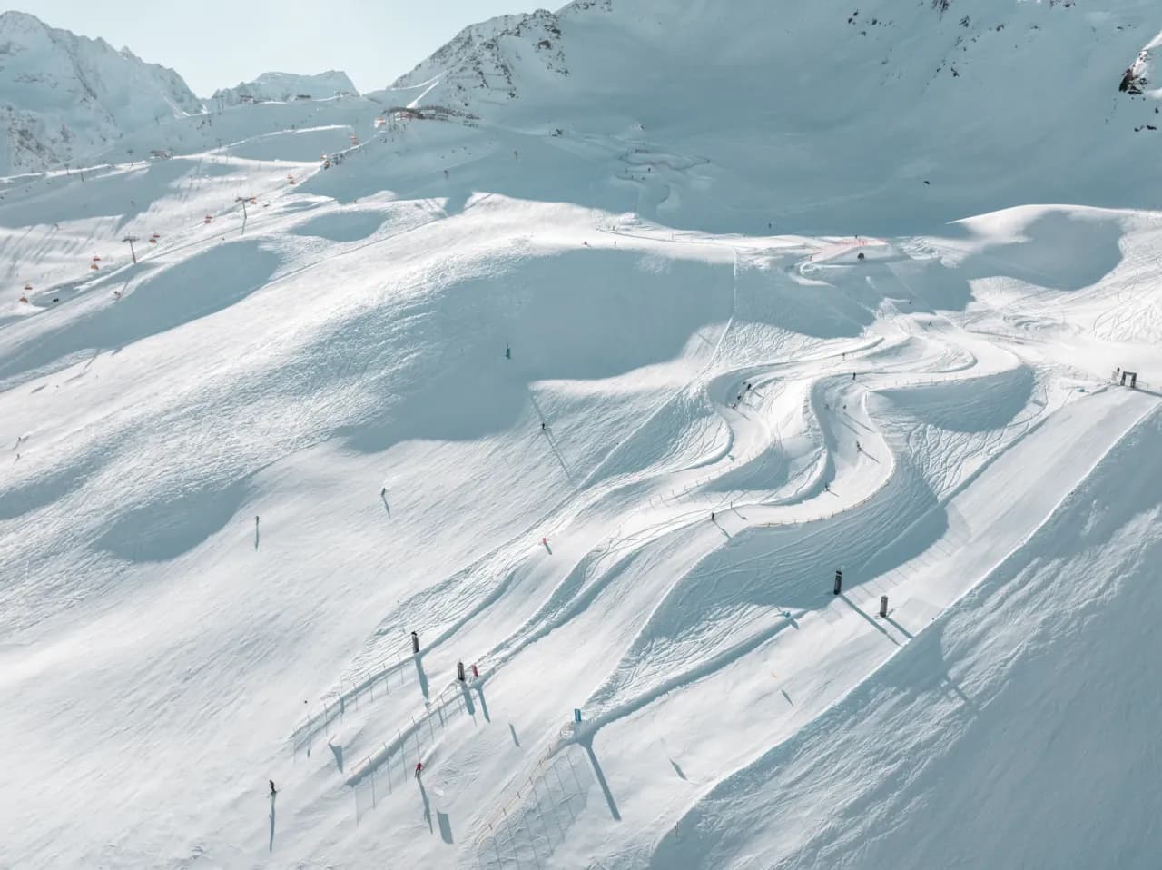 Sölden snowpark - idealne miejsce na freestyle dla każdego poziomu umiejętności Sölden snowpark - idealne miejsce na freestyle dla każdego poziomu umiejętności