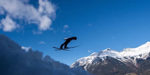 Kiedy loty narciarskie? Sprawdź terminy i miejsca zawodów w 2025 Kiedy loty narciarskie? Sprawdź terminy i miejsca zawodów w 2025