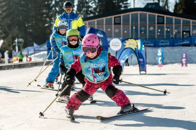 Wyciąg narciarski w Czechach – najlepsze ośrodki i atrakcje dla narciarzy Wyciąg narciarski w Czechach – najlepsze ośrodki i atrakcje dla narciarzy