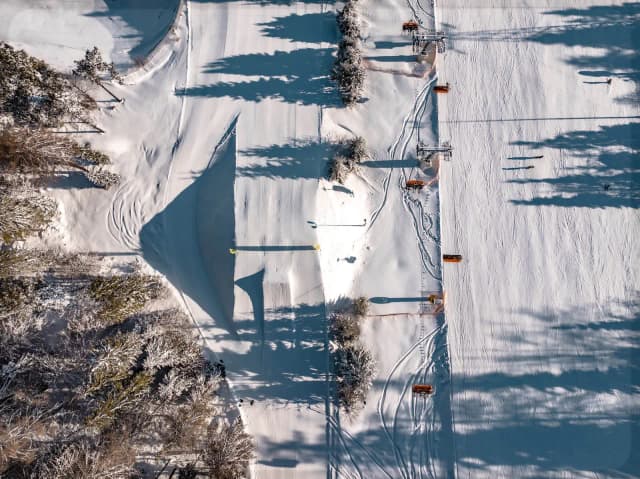 Słotwiny snowpark - najlepsze strefy dla każdego poziomu umiejętności Słotwiny snowpark - najlepsze strefy dla każdego poziomu umiejętności