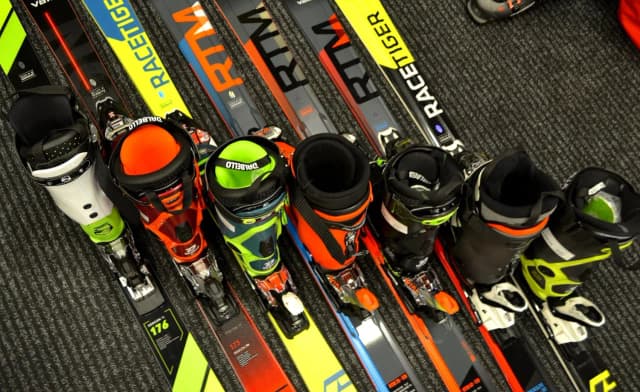 Jakie buty narciarskie wybrać, aby uniknąć nieprzyjemnych kontuzji? Jakie buty narciarskie wybrać, aby uniknąć nieprzyjemnych kontuzji?