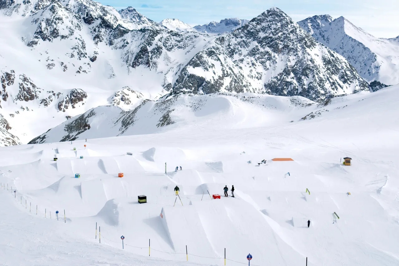 Kiczera Snowpark - najlepsze atrakcje dla snowboardzistów i narciarzy Kiczera Snowpark - najlepsze atrakcje dla snowboardzistów i narciarzy